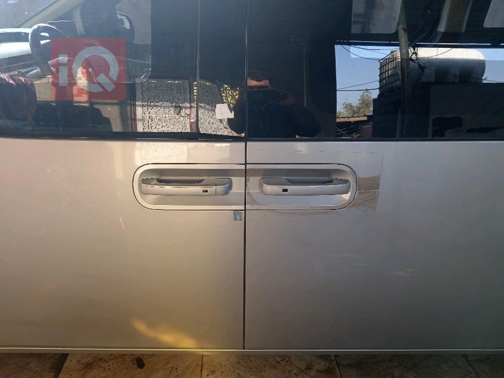 هیوندای ستاریا